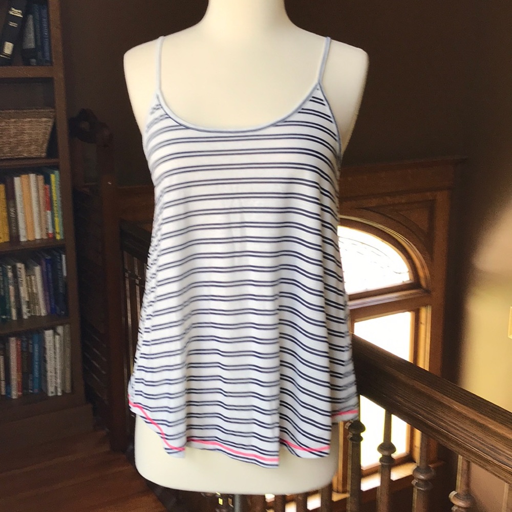 Maurices top